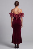 Robe de cérémonie longue bordeaux en velours, coupe sirène, à épaules dénudées, avec fronces