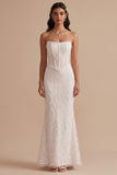 Robe de mariée longue sans bretelles avec corset blanc et broderie