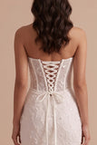 Robe de mariée longue sans bretelles avec corset blanc et broderie