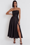 Robe de cocktail noire sans bretelles midi avec fente