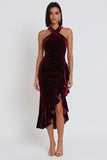 Robe de cocktail midi en velours bourgogne, coupe sirène, avec fronces