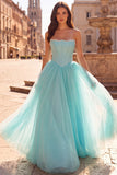 Corset menthe perles Anneau sans bretelles en tulle en satin robe longue de bal