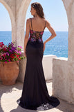 Robe de soirée longue noire coupe sirène, à paillettes, brodée, à corset, en satin, à fines bretelles et avec fente