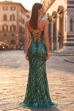 Robe de soirée longue vert foncé scintillante à paillettes, coupe sirène, à fines bretelles et avec fente