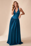 Robe de cérémonie peacock blue, ligne A, à encolure tour de cou, en satin, avec plis, longue, avec dentelle