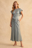 Robe de cérémonie dusty blue, coupe fourreau, à manches flottantes, avec fronces, en satin, midi, avec poches
