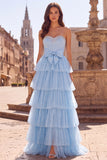 Robe longue de soirée en tulle à feuilles à étages à volants bleu clair avec nœud d’année