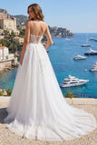 Corset à bretelles fines blanches Une robe de mariée en tulle appliqué de la ligne