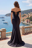 Robe de bal de bal noire satin appliquée à la sirène dénudée
