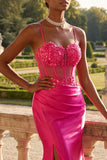 Corset de sirène perlée à fûches fuchsia longue robe de bal avec fente