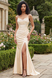 Robe de bal de bal en corset sirène perlée de champagne