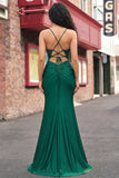 Robe de soirée longue sirène vert foncé appliquée avec fente