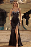Corset noir perlé, dentelle de sirène dans le dos, longue robe de bal avec fente