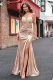 Robe de bal de bal en corset perlé de champagne