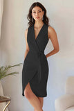 Robe de travail moulante en crêpe bleu ciel à col en V