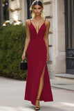 Robe longue formelle à bretelles spaghetti noires avec fente