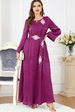 Robe Abaya élégante en caftan marocain brodé Violet avec ceinture