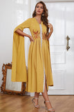 Robe Caftan longue jaune brodée à col en V