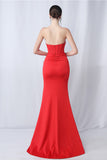 Robe longue longue sirène noire avec fente