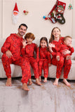 Ensemble de pyjama familial à capuche à motifs rouges