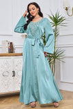 Robe Abaya Caftan Marocain à Manches Longues Brodées Bleu vert avec Ceinture