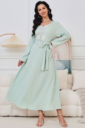 Robe caftan Abaya en mousseline de soie perlée à manches longues vert clair