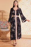 Caftan marocain ceinturé à manches longues et imprimé floral noir