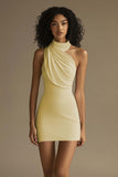 Robe courte de graduation froncée dos nu blanc