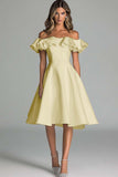 Robe de mariée blanche à épaules dénudées avec volants