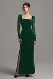 Robe formelle noire en velours à longues fentes avec manches longues