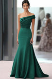 Robe de gala froncée fourreau en crêpe café à une épaule