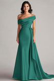 Robe longue formelle plissée à une épaule fourreau champagne