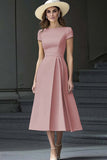Robe longue de travail en satin une ligne à col bateau