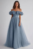 Robe formelle trapèze épaule dénudée à volants couleur sage poussiéreux