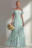Longue robe longue de demoiselle d’honneur verte en mousseline A Line à motifs floraux avec volants