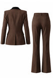 Costume d'affaires femme 2 pièces vert foncé revers pointe un bouton