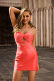 Robe de cocktail bustier découpée perlée fuchsia moulante