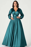 Robe de mère de mariée en satin gris bleu col V à manches longues
