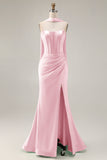 Robe de soirée longue sirène vert clair satin bustier sans bretelles avec fentes latérales et foulard