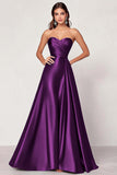 Robe longue de bal en satin vert foncé