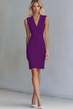 Robe de travail courte moulante en satin ivoire à col en V
