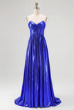 Robe de soirée longue plissée en satin doré chic avec décolleté en V profond et coupe trapèze