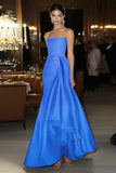 Robe de gala bustier en satin rose fourreau