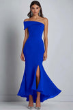 Robe formelle fourreau à une épaule en crêpe bleu marine avec fente