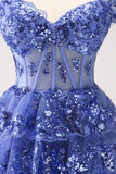 Robe de soirée à volants bleu foncé avec corset à épaules dénudées et paillettes