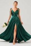 Vert foncé A-ligne Spaghetti Bretelles froncé Longue robe de demoiselle d’honneur avec fente