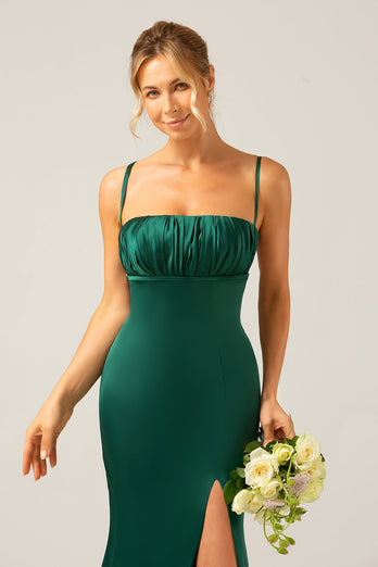 Sirène vert foncé bretelles spaghetti Satin longue robe de demoiselle d’honneur avec plissé