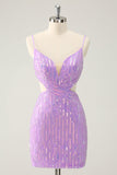 Robe de cocktail à paillettes violettes et col en V