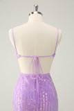 Robe de cocktail à paillettes violettes et col en V