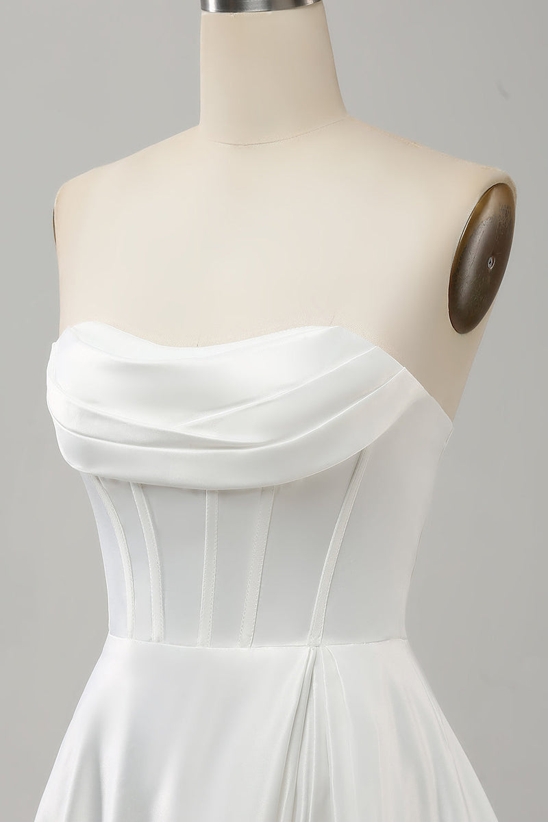 Charger l&#39;image dans la galerie, Robe de mariée élégante blanche une ligne bustier plissée Sweep Train avec fente
